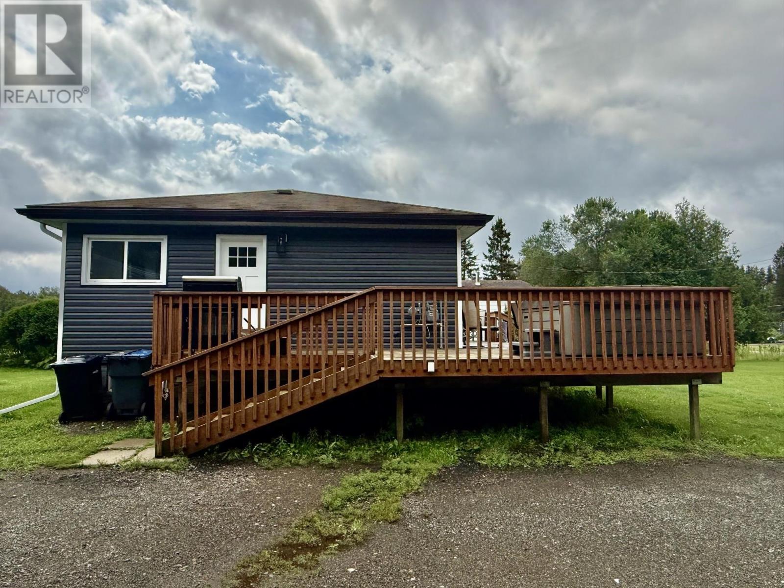 4168 Vanguard Ave, Thunder Bay, Ontario  P7K 1C9 - Photo 4 - TB2602288