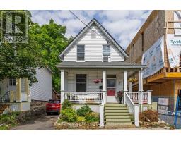 15 LOWREY STREET, Ottawa, Ontario