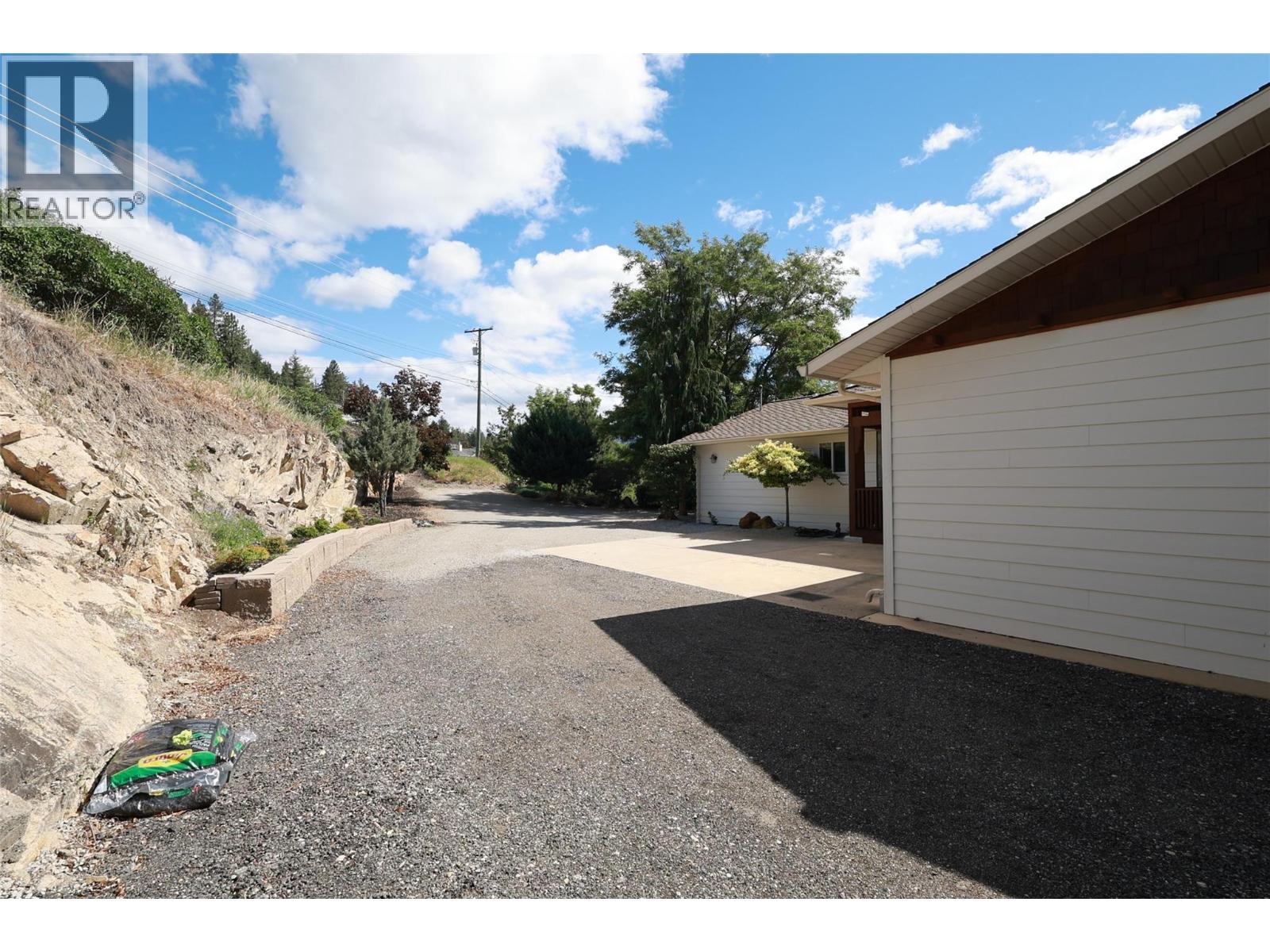 6101 Lipsett Avenue, Peachland, British Columbia  V0H 1X7 - Photo 86 - 10389543