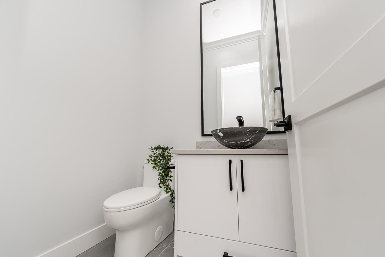 102 18573 56 Avenue, Surrey, British Columbia  V3S 8J3 - Photo 18 - R3153491