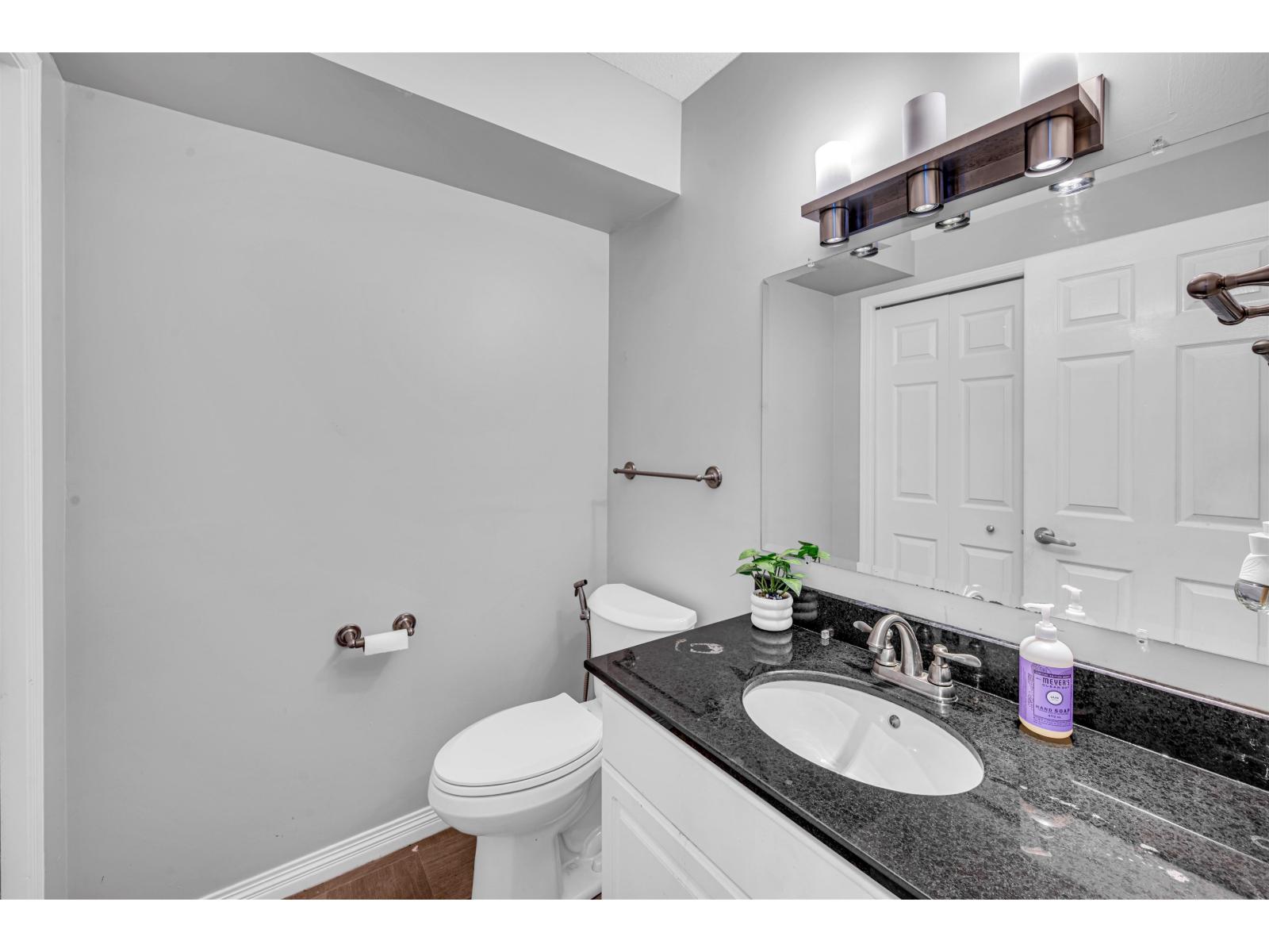 202 8260 162a Street, Surrey, British Columbia  V4N 0P6 - Photo 8 - R3153565