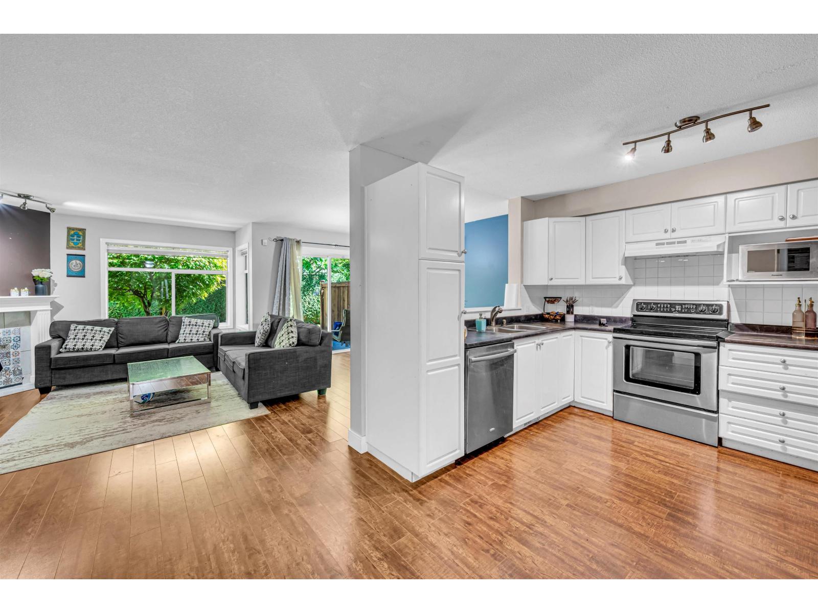 202 8260 162a Street, Surrey, British Columbia  V4N 0P6 - Photo 7 - R3153565