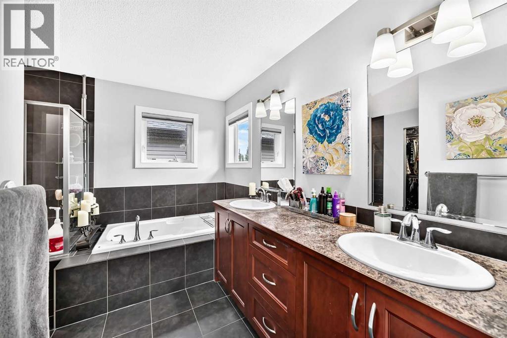 144 Pantego Close Nw, Calgary, Alberta  T3K 0K2 - Photo 33 - A2329104