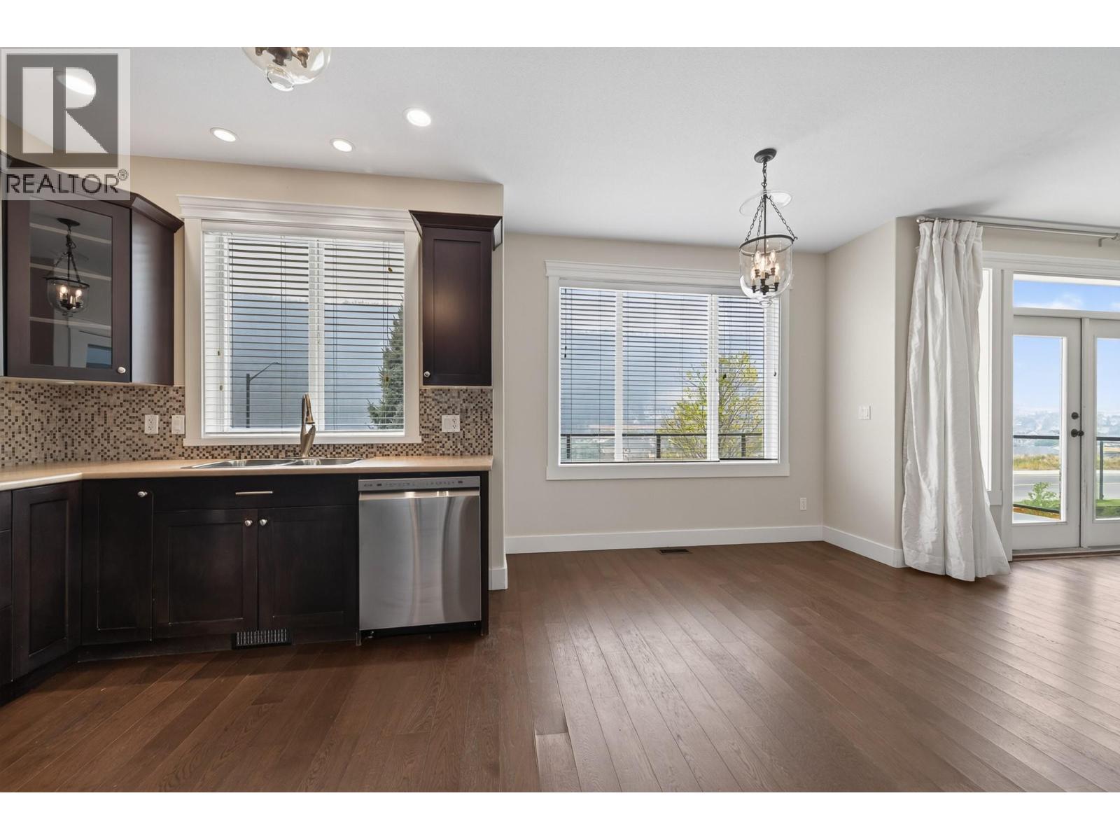 1864 Foxtail Drive, Kamloops, British Columbia  V1S 0A4 - Photo 10 - 10397164