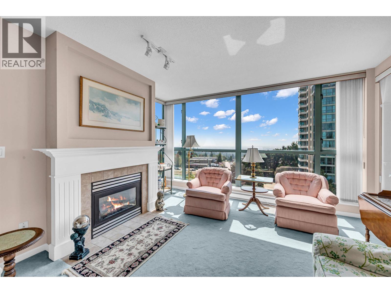 803 6611 Southoaks Crescent, Burnaby, British Columbia  V5E 4L5 - Photo 8 - R3153769