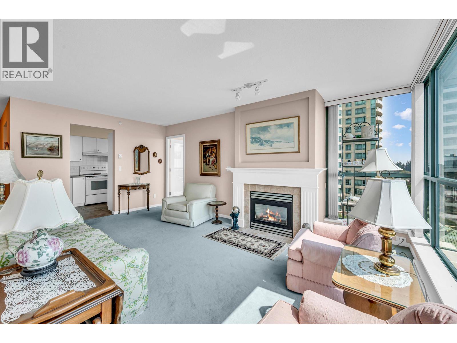 803 6611 Southoaks Crescent, Burnaby, British Columbia  V5E 4L5 - Photo 9 - R3153769