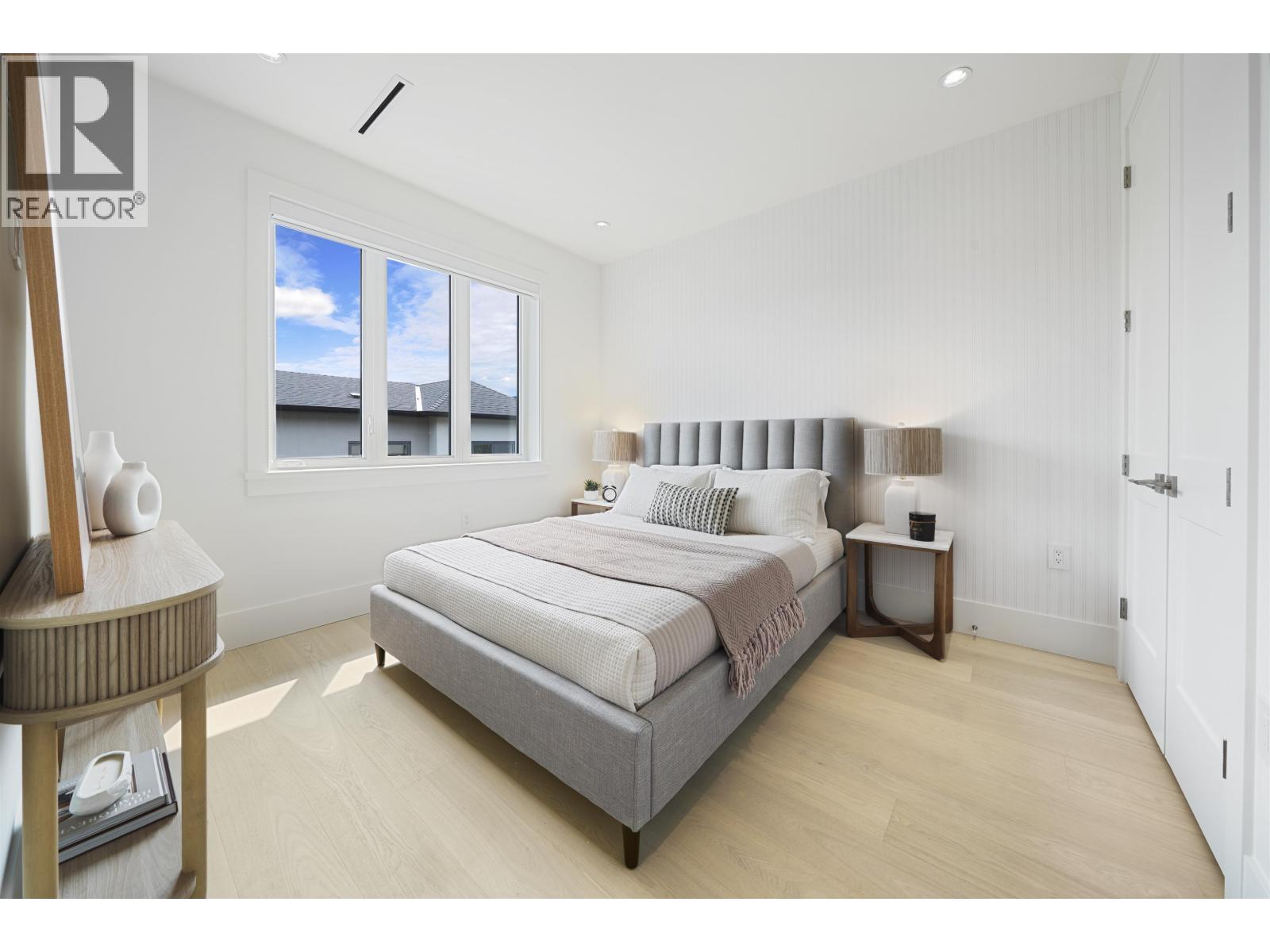 2 1958 W 60th Avenue, Vancouver, British Columbia V6P 2B1 - Photo 17 - R3153774