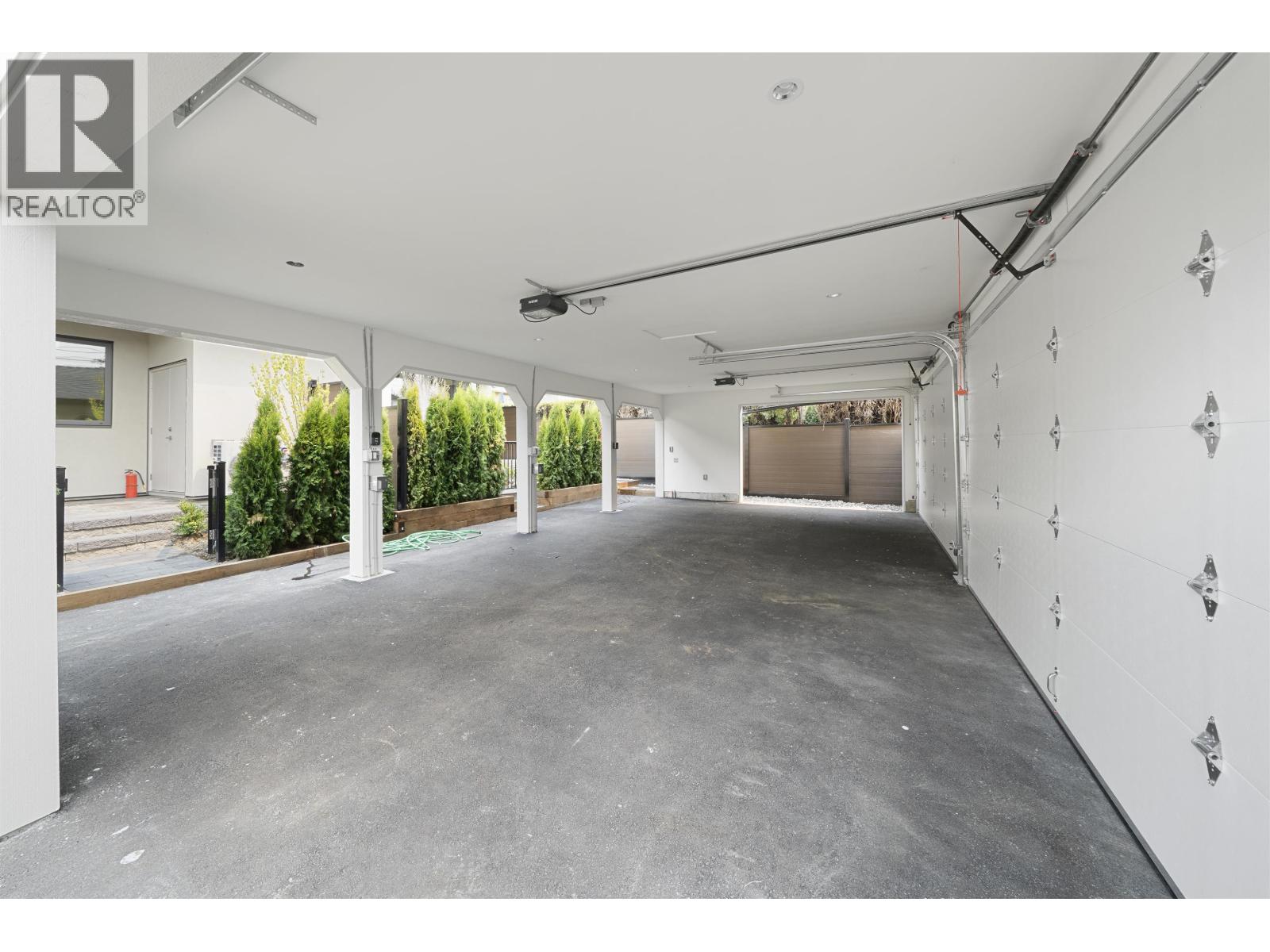 2 1958 W 60th Avenue, Vancouver, British Columbia V6P 2B1 - Photo 19 - R3153774