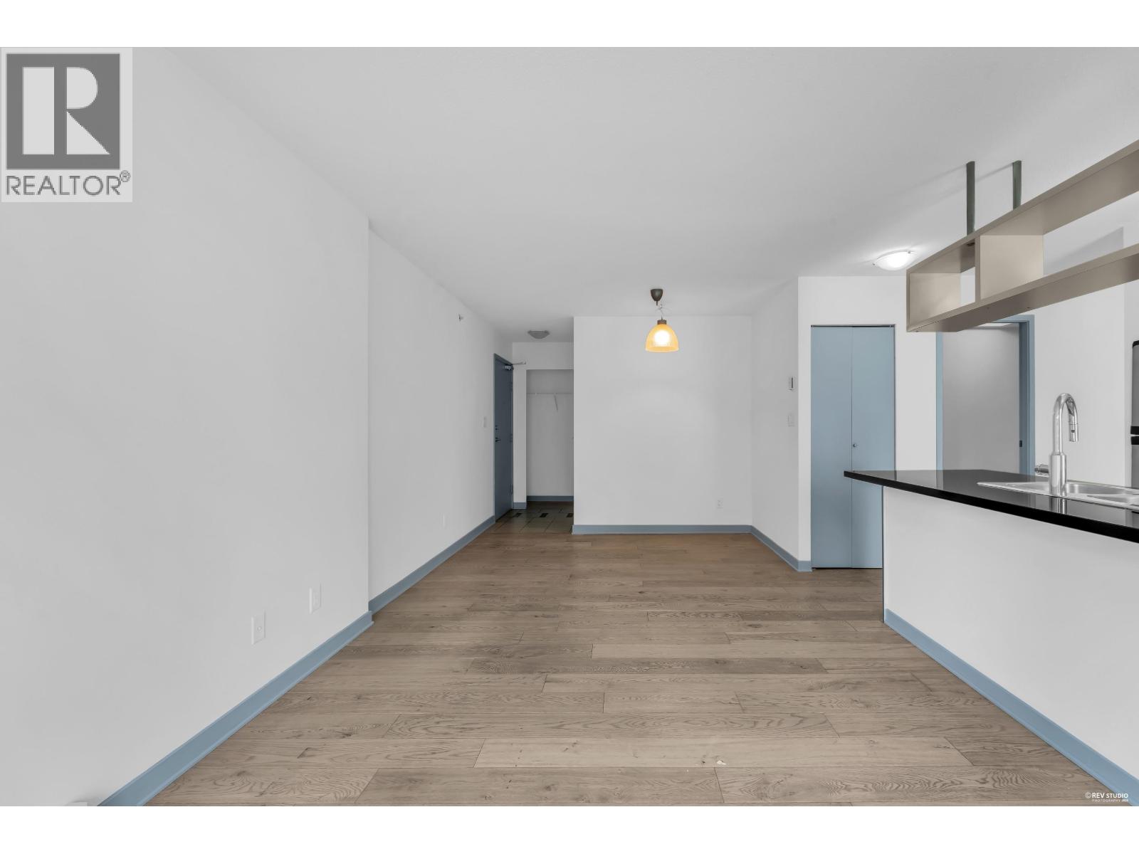 1106 1082 Seymour Street, Vancouver, British Columbia  V6B 1X9 - Photo 3 - R3153781