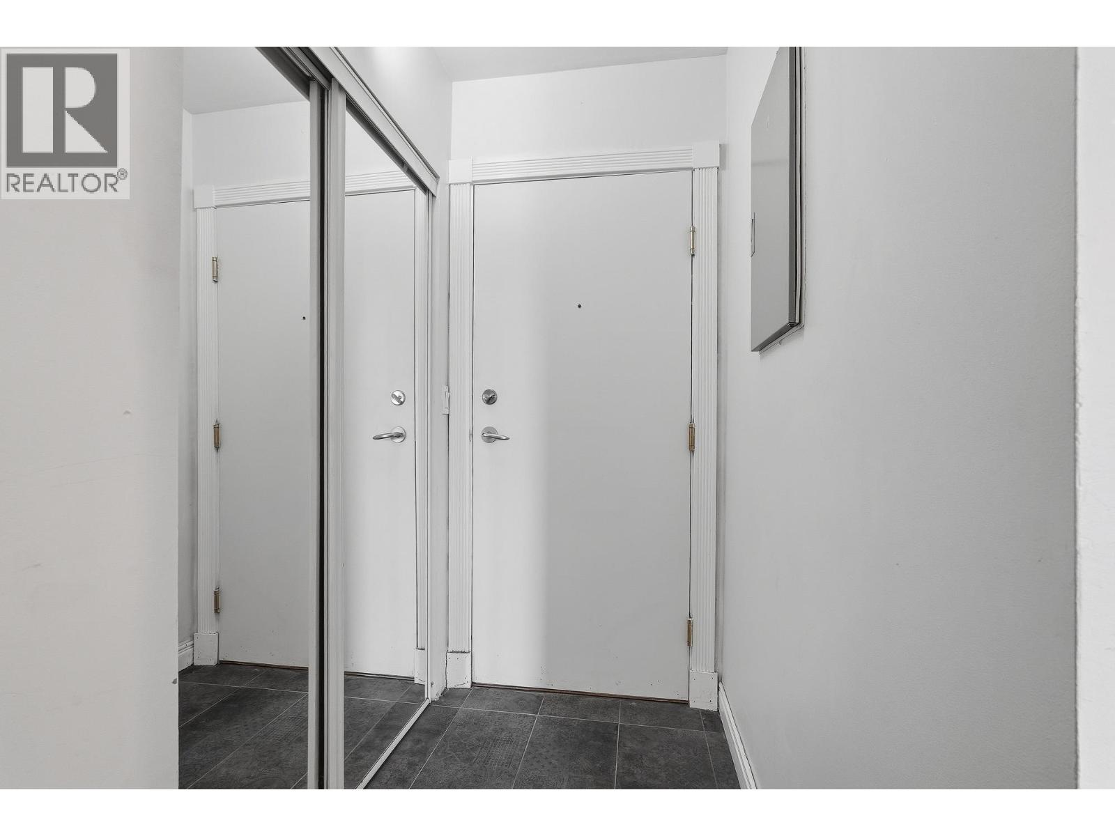 403 233 Abbott Street, Vancouver, British Columbia V6B 2K7 - Photo 25 - R3153784