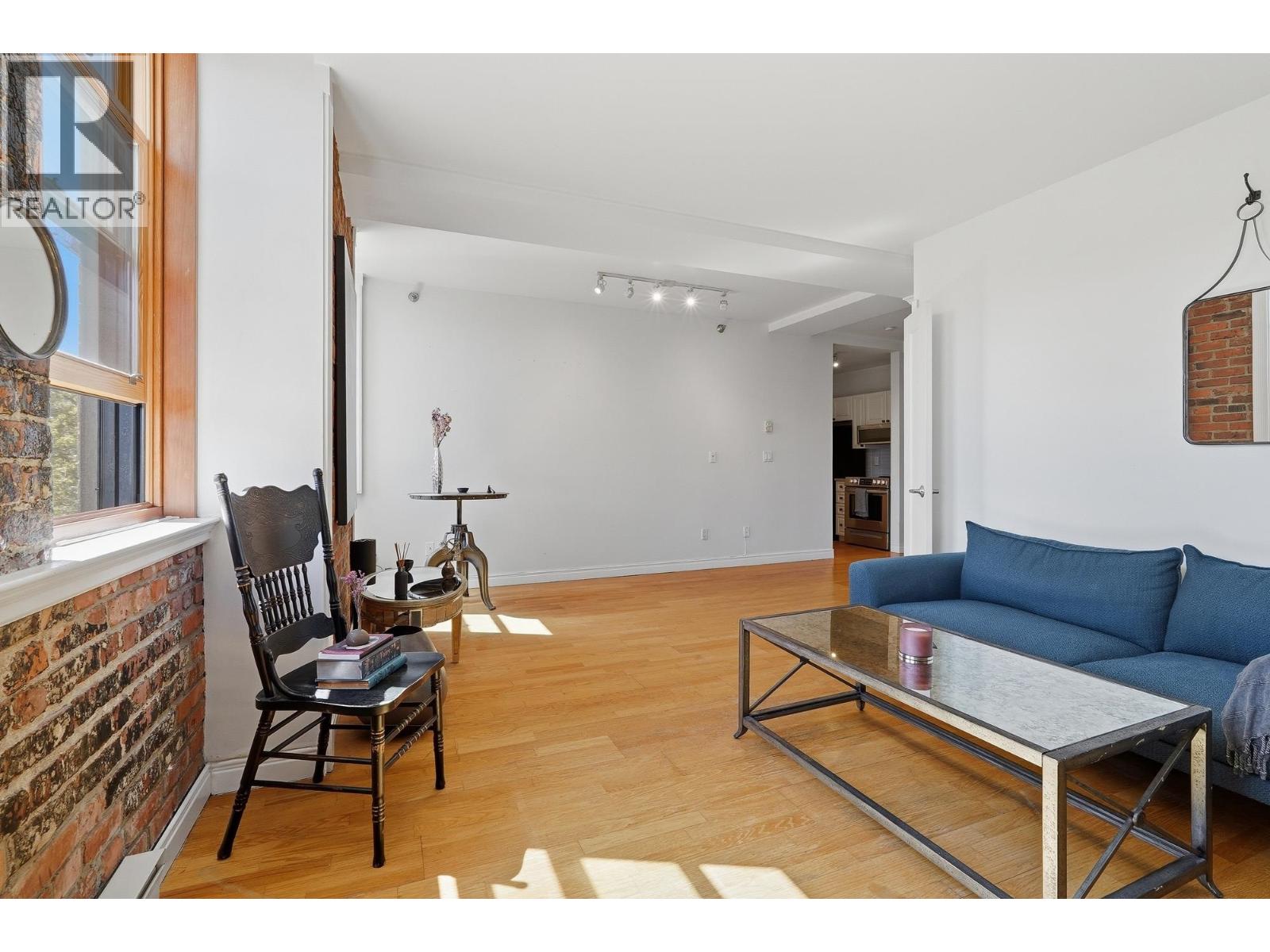 403 233 Abbott Street, Vancouver, British Columbia V6B 2K7 - Photo 6 - R3153784