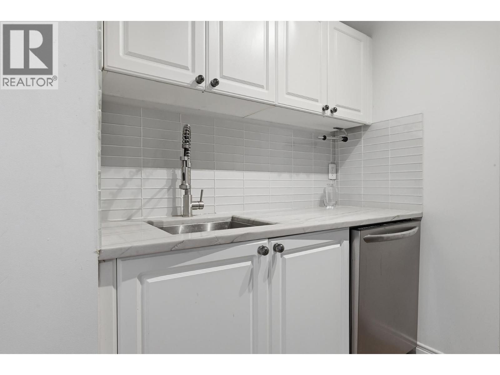 403 233 Abbott Street, Vancouver, British Columbia V6B 2K7 - Photo 9 - R3153784