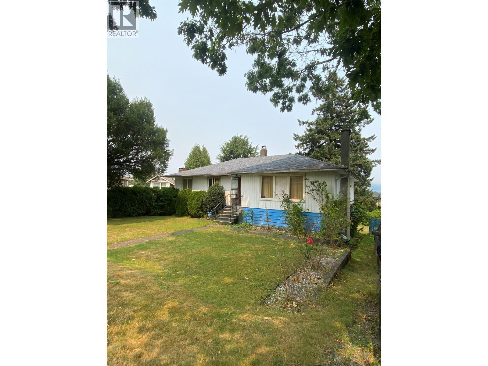 4757 BUXTON STREET, Burnaby, British Columbia