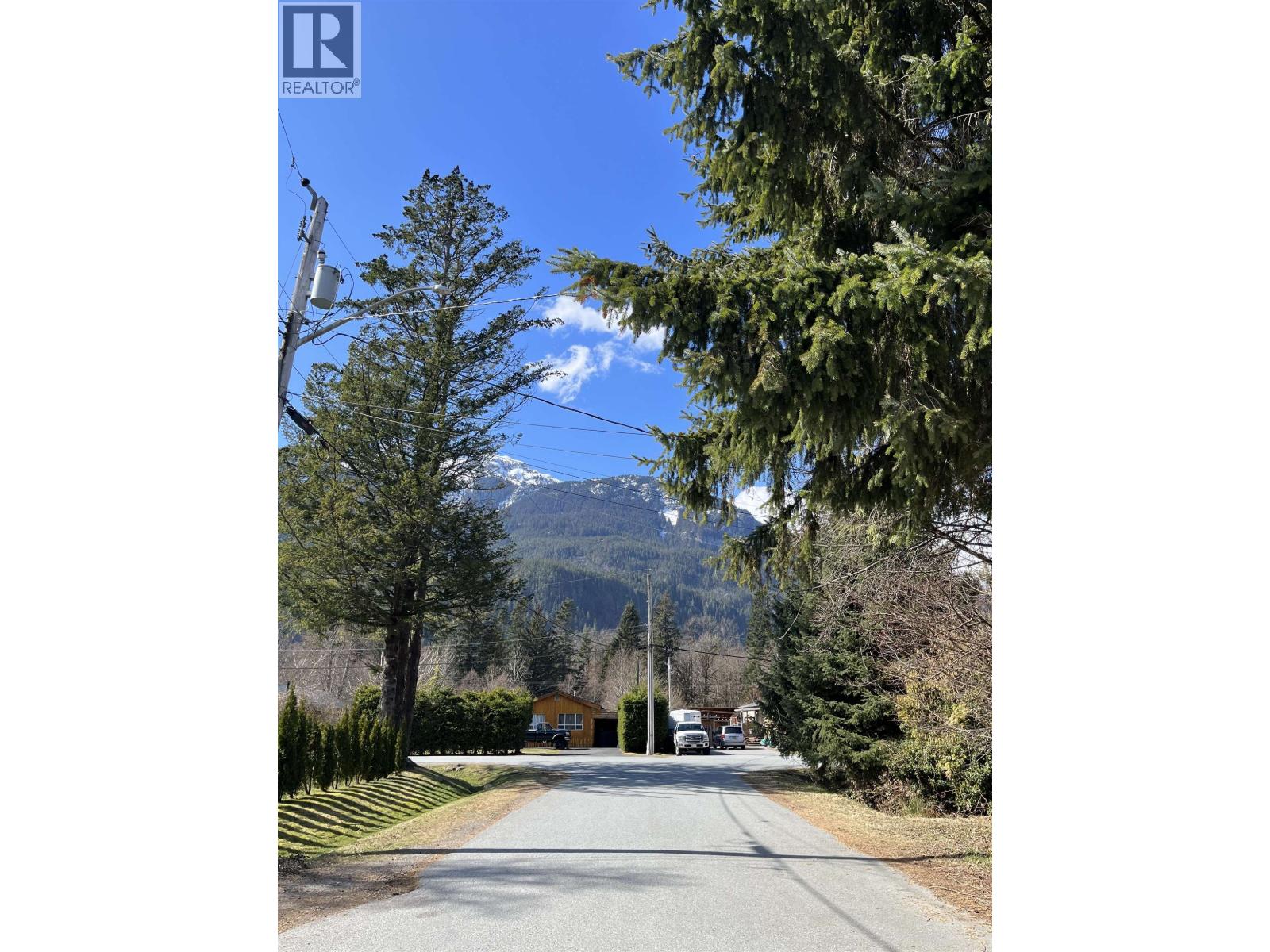 6 Bracken Parkway, Squamish, British Columbia V0N 1H0 - Photo 20 - R3153778
