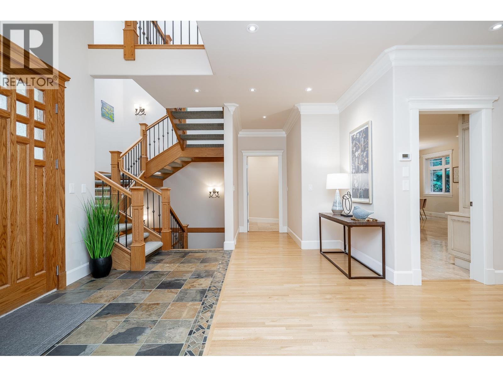 1535 Rockcress Place, Coquitlam, British Columbia V3E 2Y1 - Photo 3 - R3153792