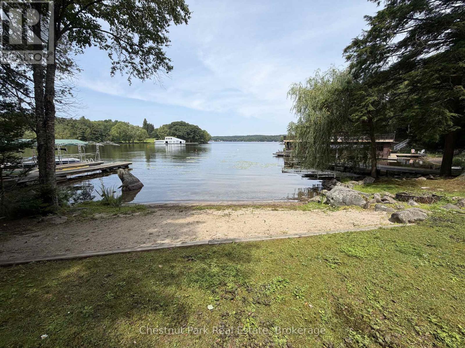 1002 Ahmic Drive N, Muskoka Lakes, Ontario  P0B 1G0 - Photo 3 - X13652276