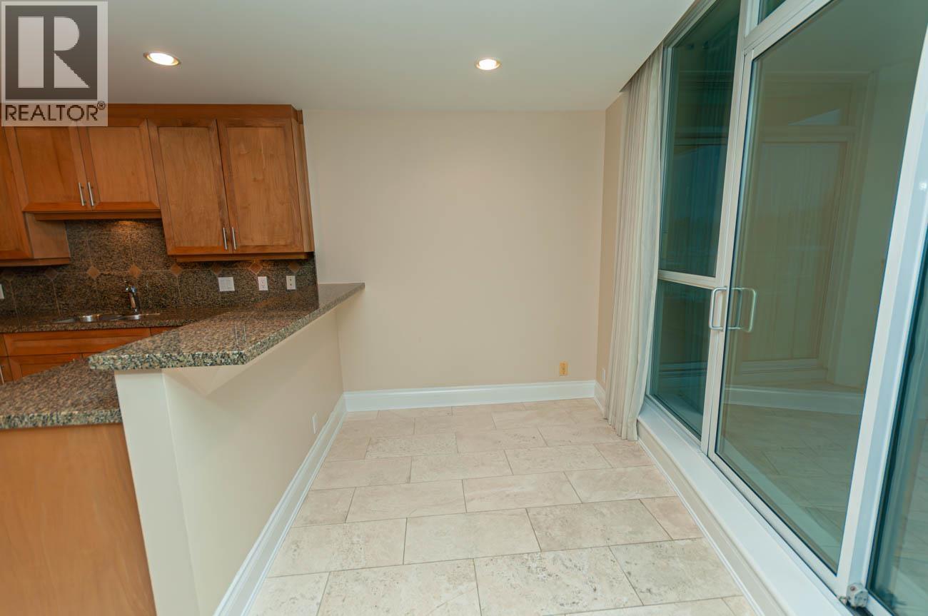 302 1777 Bayshore Drive, Vancouver, British Columbia V6G 3H2 - Photo 19 - R3153506
