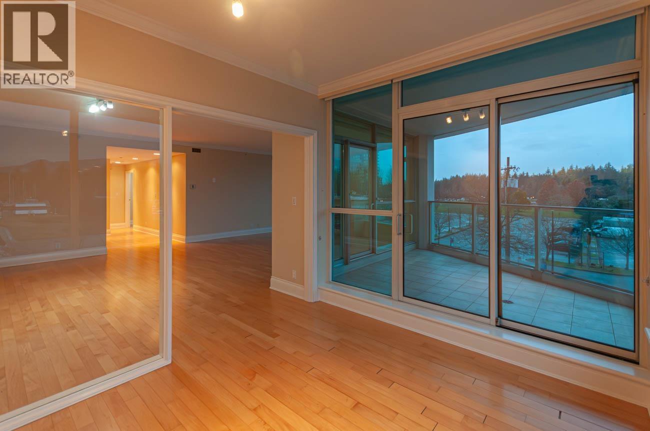 302 1777 Bayshore Drive, Vancouver, British Columbia V6G 3H2 - Photo 12 - R3153506