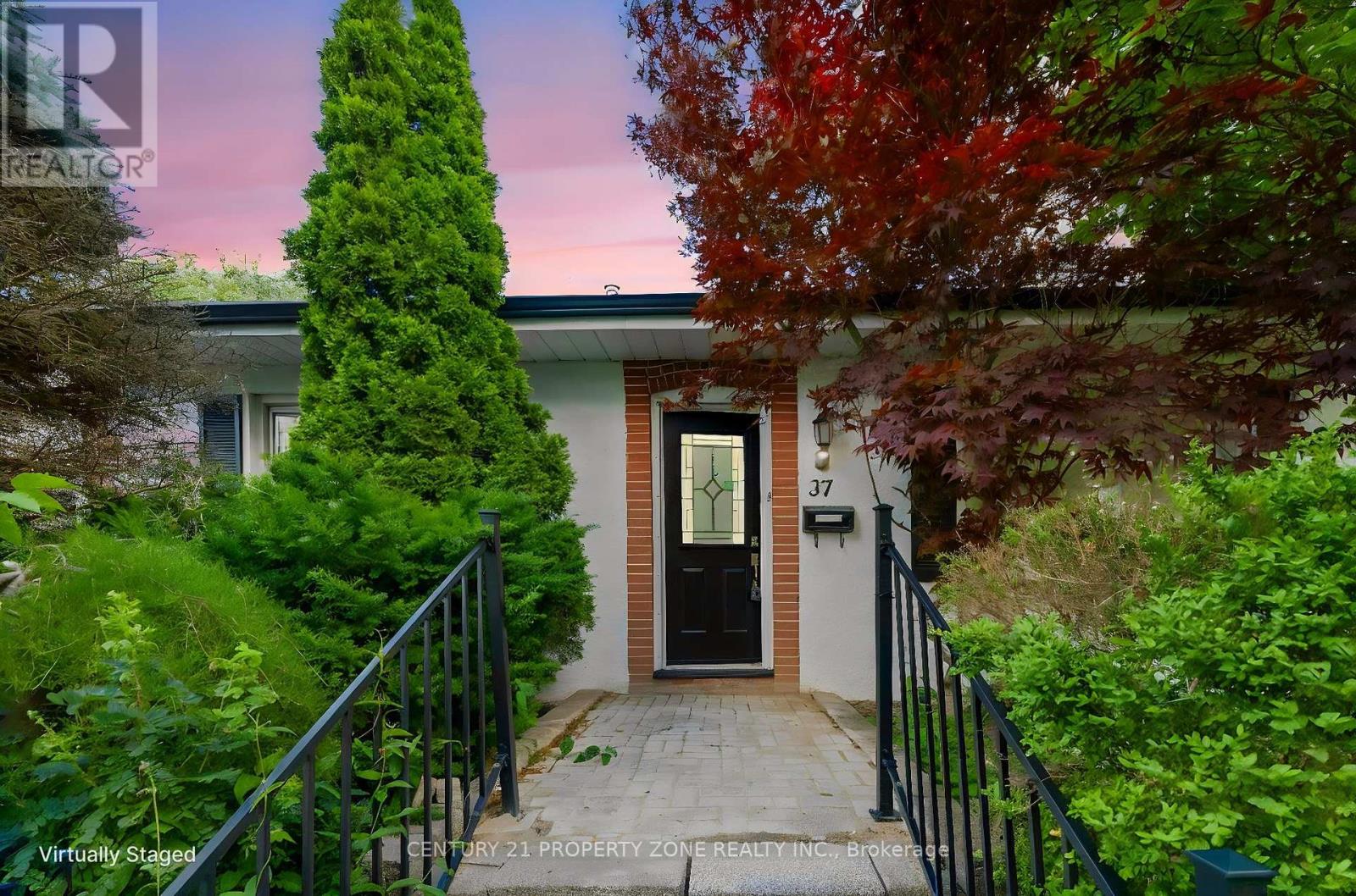 37 Adanac Drive, Toronto, Ontario  M1M 2E5 - Photo 2 - E13652226