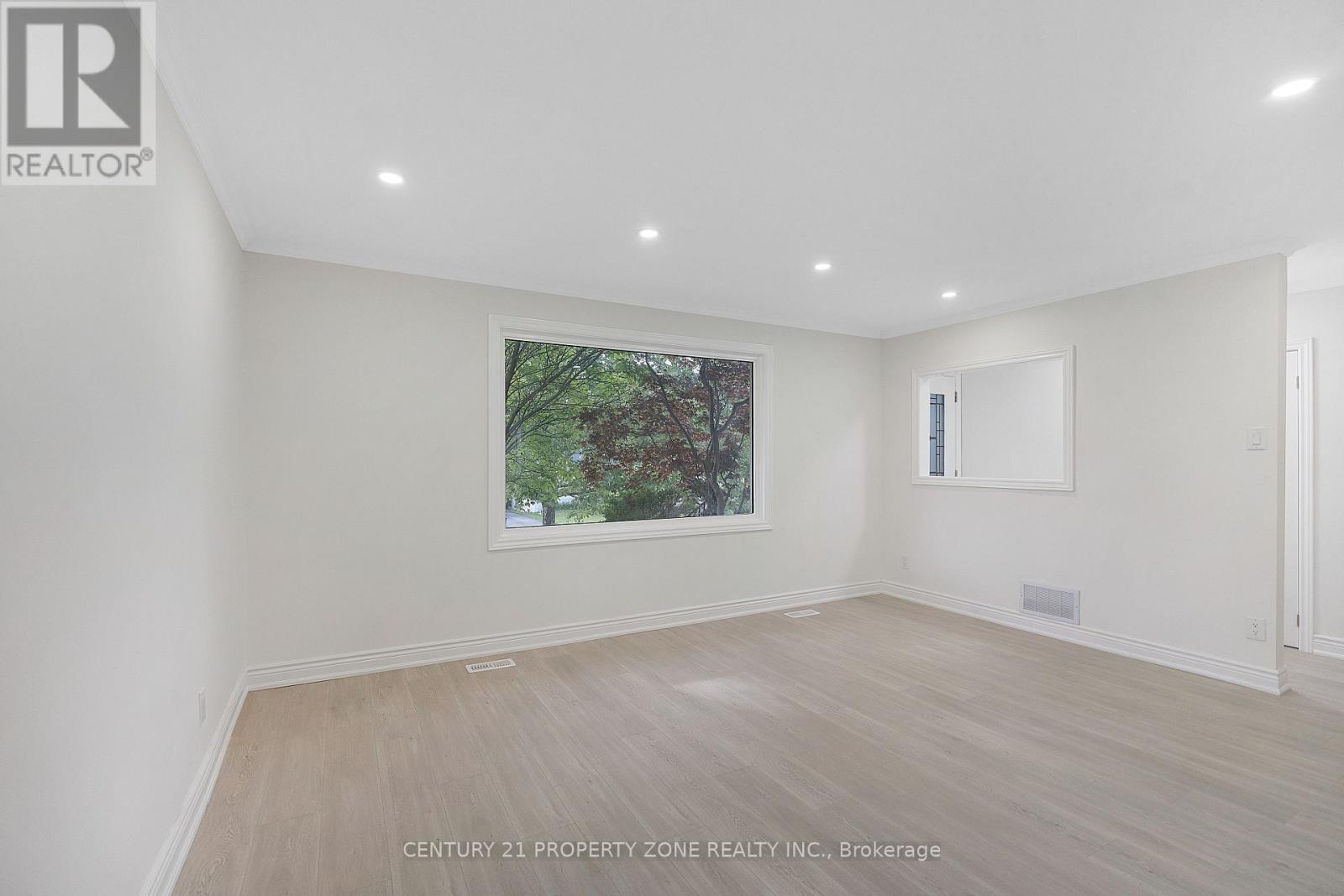 37 Adanac Drive, Toronto, Ontario  M1M 2E5 - Photo 6 - E13652226
