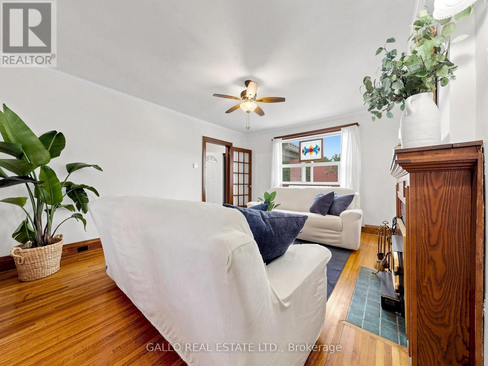 761 Sammon Avenue S, Toronto (Danforth Village-East York), Ontario  M4C 2E6 - Photo 8 - E13652270