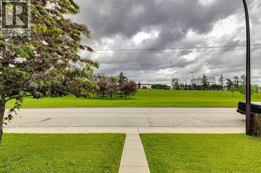 4387 Dovercrest Drive SE, Calgary, Alberta  T2B 1Y3 - Photo 25 - A2322706