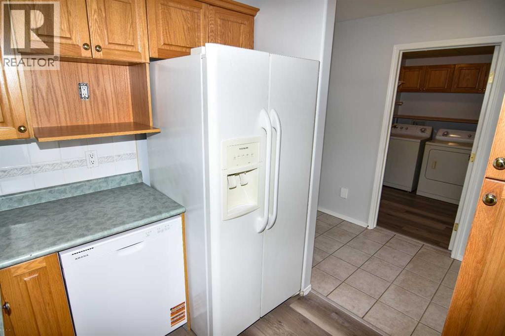 307, 43 Westlake Circle, Strathmore, Alberta  T1P 1T6 - Photo 6 - A2334879