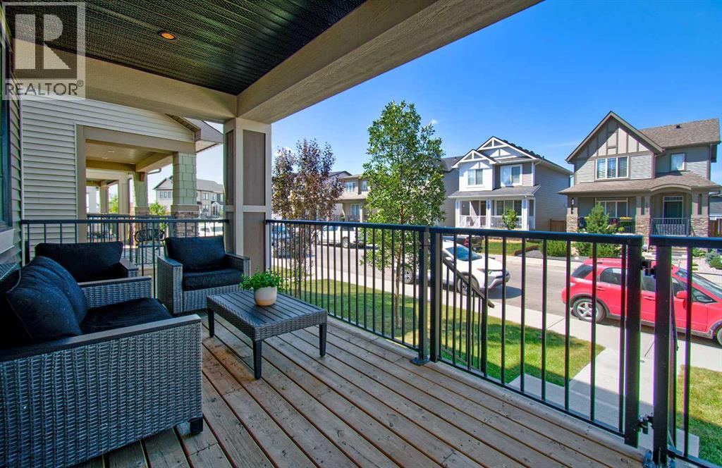 261 Ellen Way, Crossfield, Alberta  T0M 0S0 - Photo 4 - A2335337