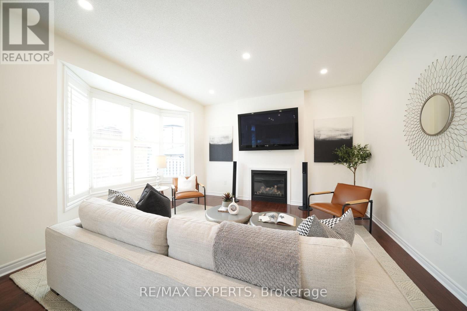 53 Braith Crescent, Whitchurch-Stouffville, Ontario  L4A 0B9 - Photo 12 - N13652162