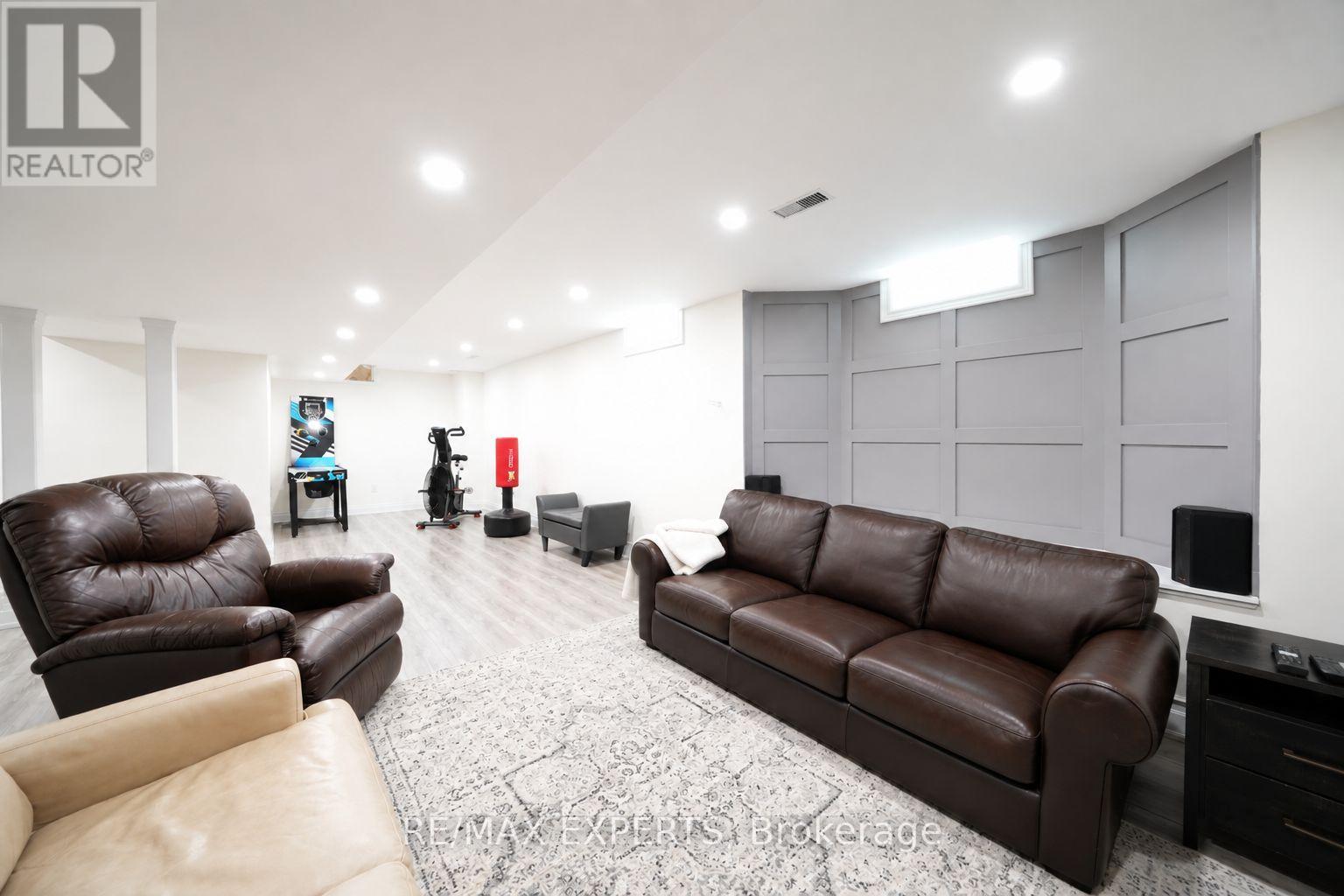 53 Braith Crescent, Whitchurch-Stouffville, Ontario  L4A 0B9 - Photo 44 - N13652162