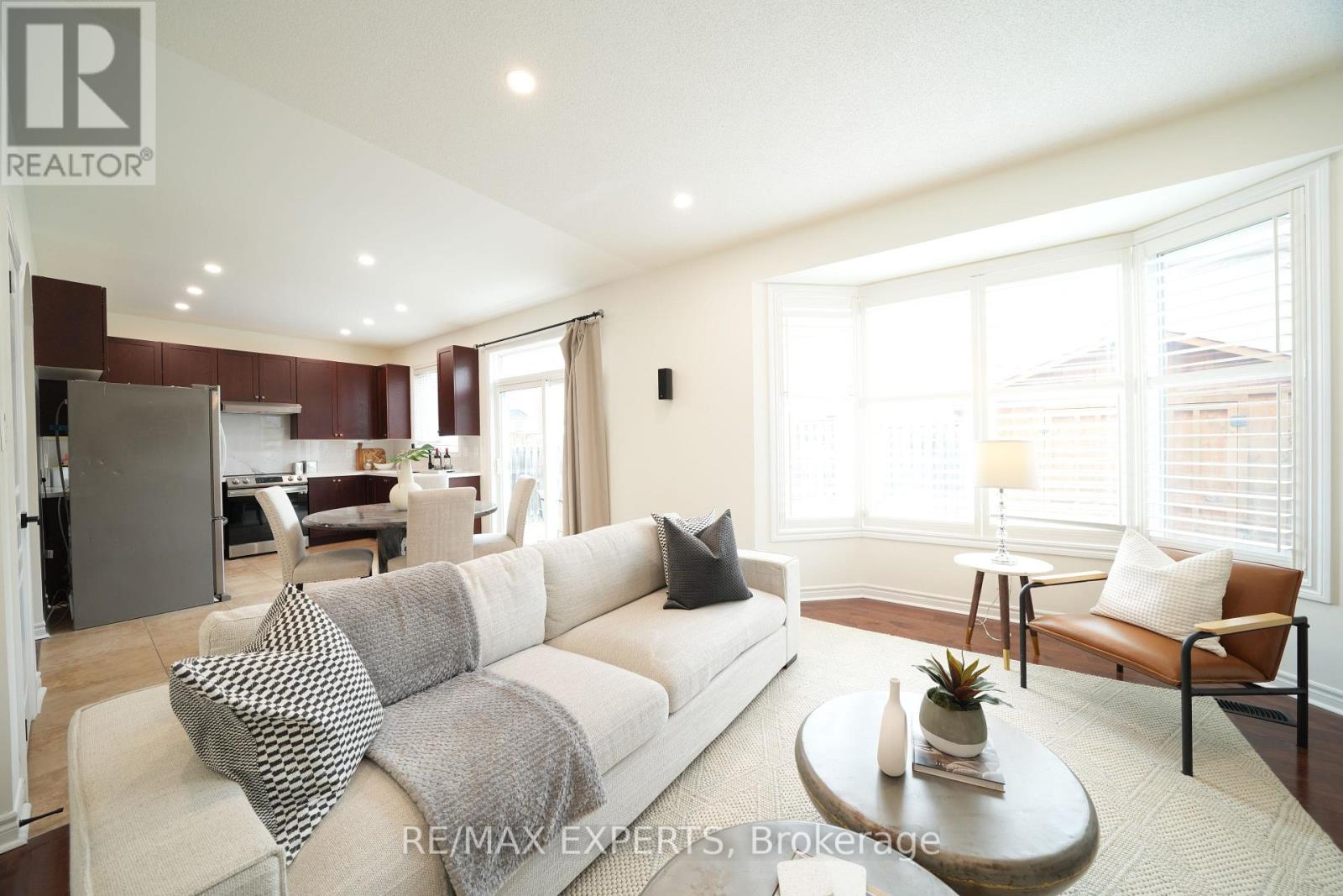 53 Braith Crescent, Whitchurch-Stouffville, Ontario  L4A 0B9 - Photo 16 - N13652162