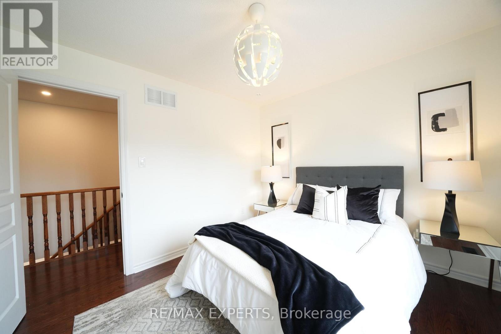 53 Braith Crescent, Whitchurch-Stouffville, Ontario  L4A 0B9 - Photo 32 - N13652162