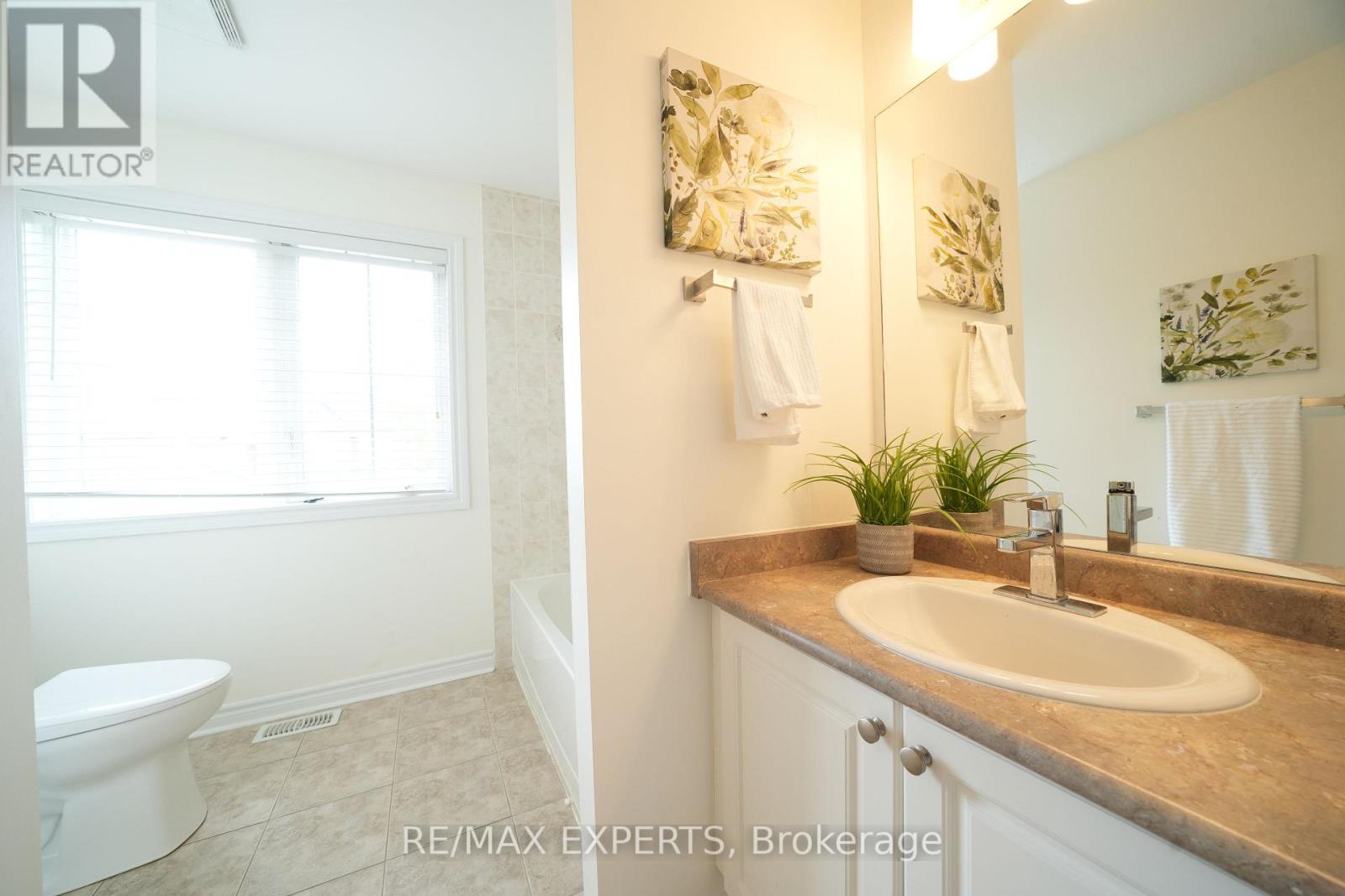 53 Braith Crescent, Whitchurch-Stouffville, Ontario  L4A 0B9 - Photo 41 - N13652162