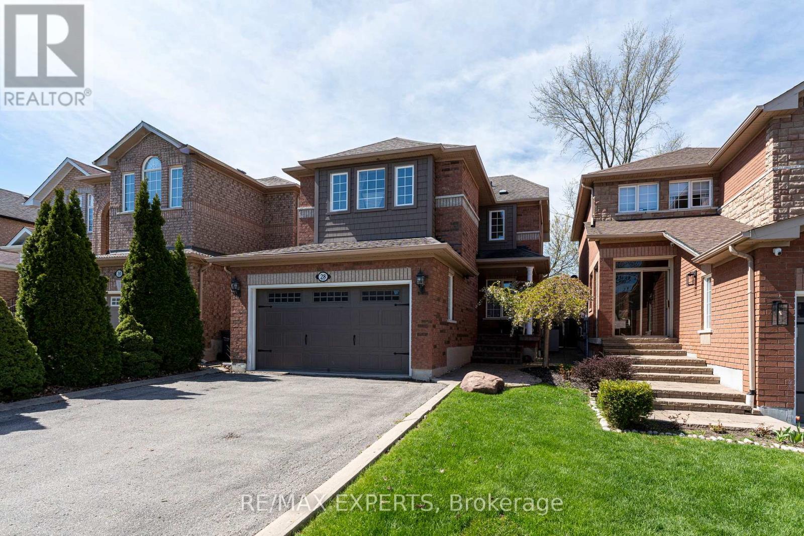 28 CRESTRIDGE DRIVE, Caledon, Ontario