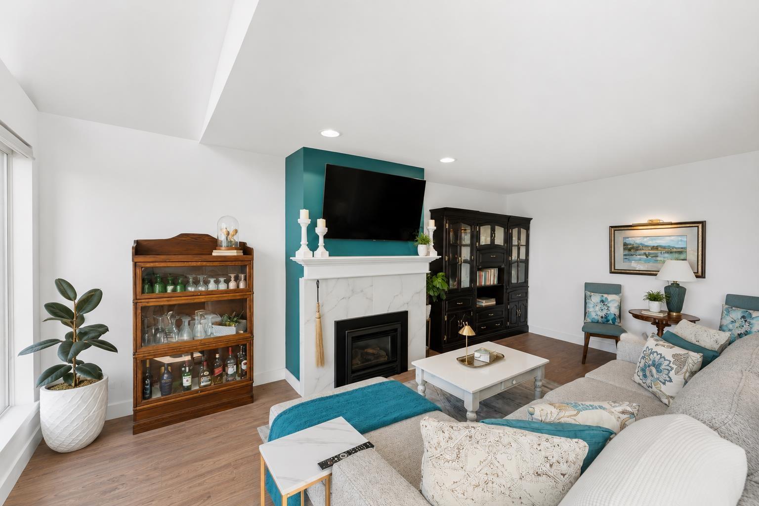 202 15165 Marine Drive, White Rock, British Columbia  V4B 1C5 - Photo 5 - R3153811