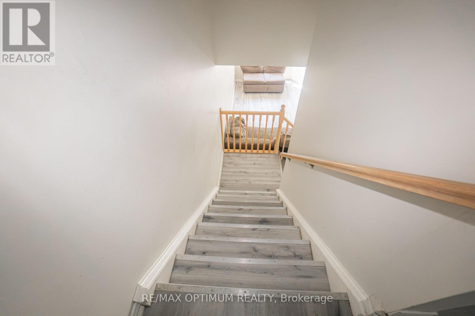 139 Activa Avenue, Kitchener, Ontario  N2E 3T3 - Photo 13 - X13652210