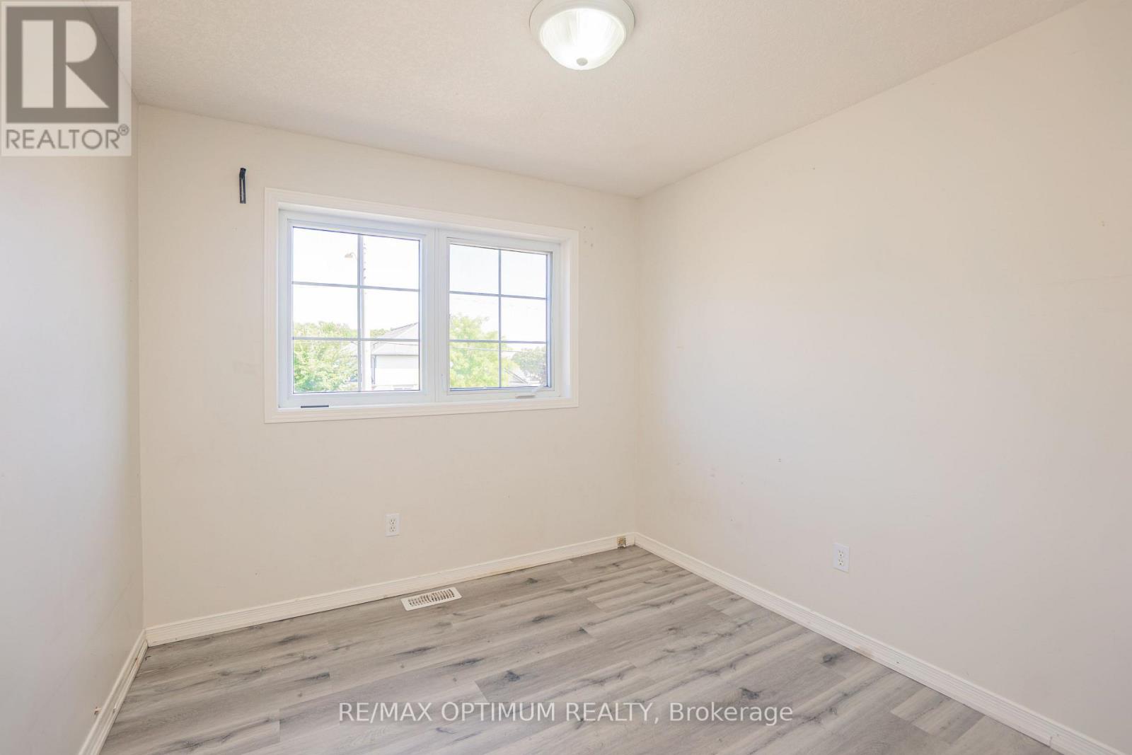 139 Activa Avenue, Kitchener, Ontario  N2E 3T3 - Photo 14 - X13652210