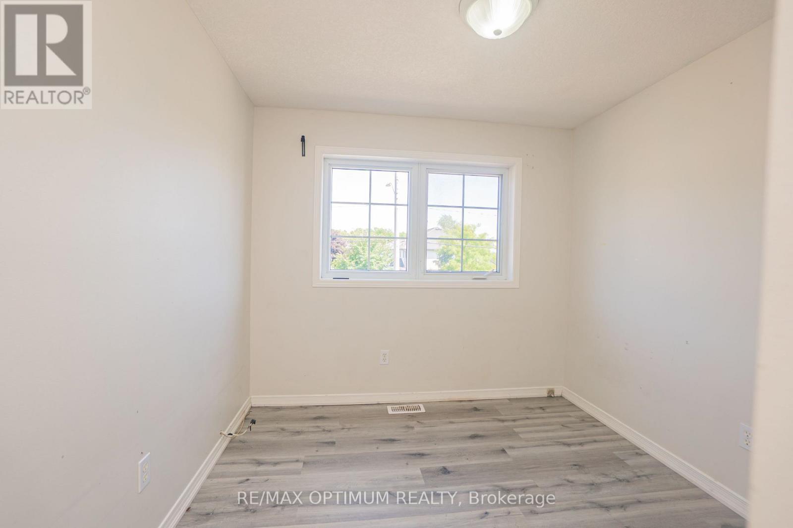 139 Activa Avenue, Kitchener, Ontario  N2E 3T3 - Photo 15 - X13652210