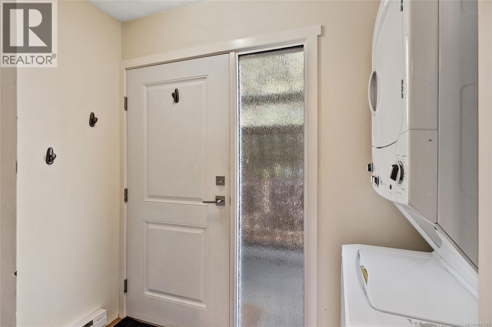 10 951 17th St, Courtenay, British Columbia  V9N 7P8 - Photo 7 - 1042647