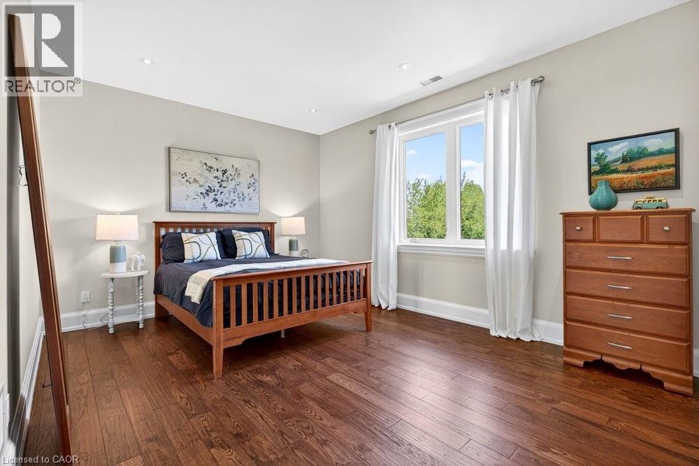 2470 Applewood Drive, Oakville, Ontario  L6L 1V9 - Photo 29 - 40836553