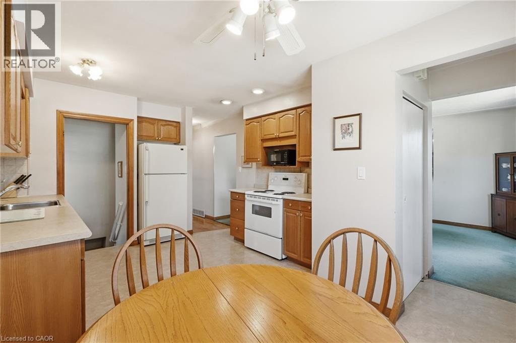 6 Beaconsfield Drive, Hamilton, Ontario  L8T 2W8 - Photo 2 - 40848786