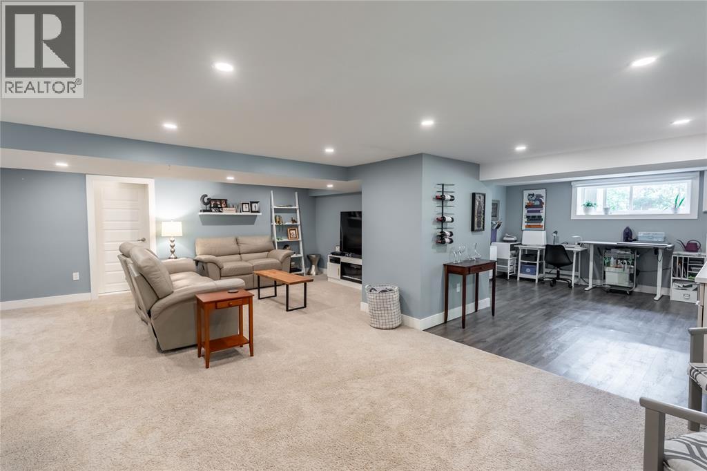6325 Waterworks Road, Sarnia, Ontario  N0N 1C0 - Photo 14 - 26019245