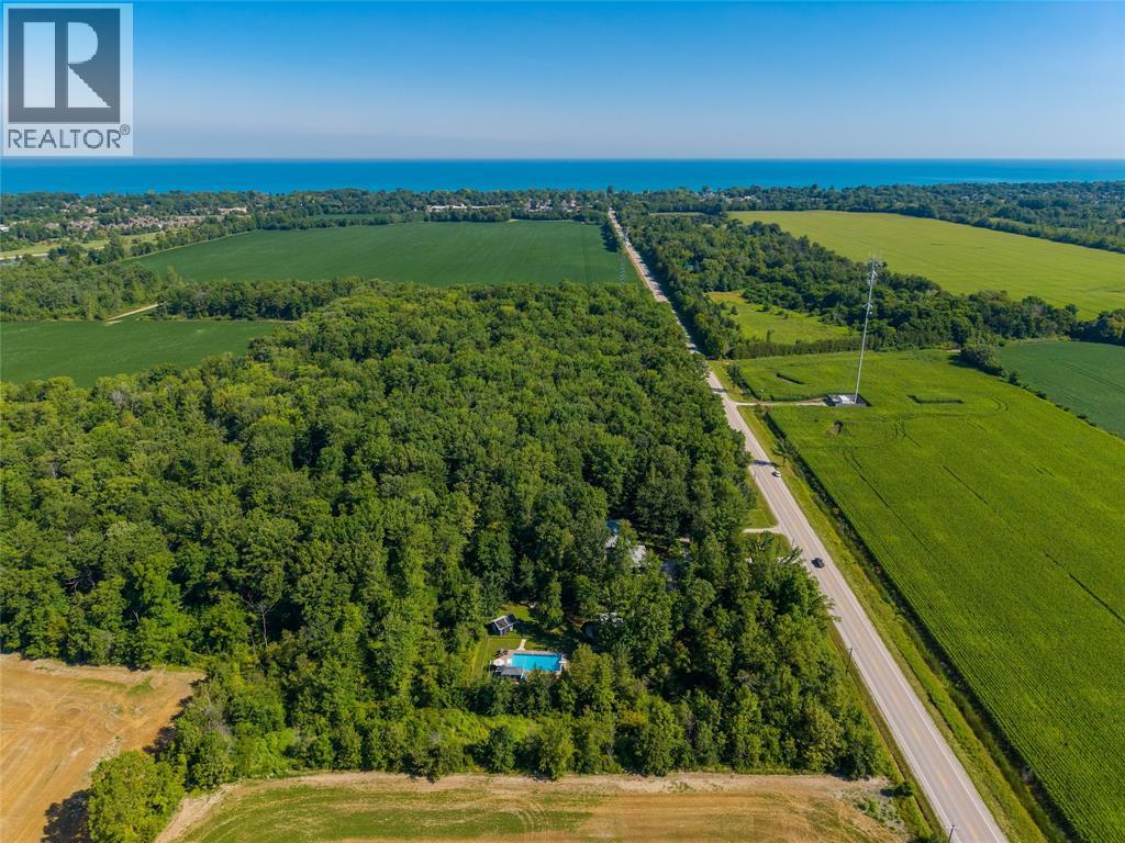 6325 Waterworks Road, Sarnia, Ontario  N0N 1C0 - Photo 48 - 26019245