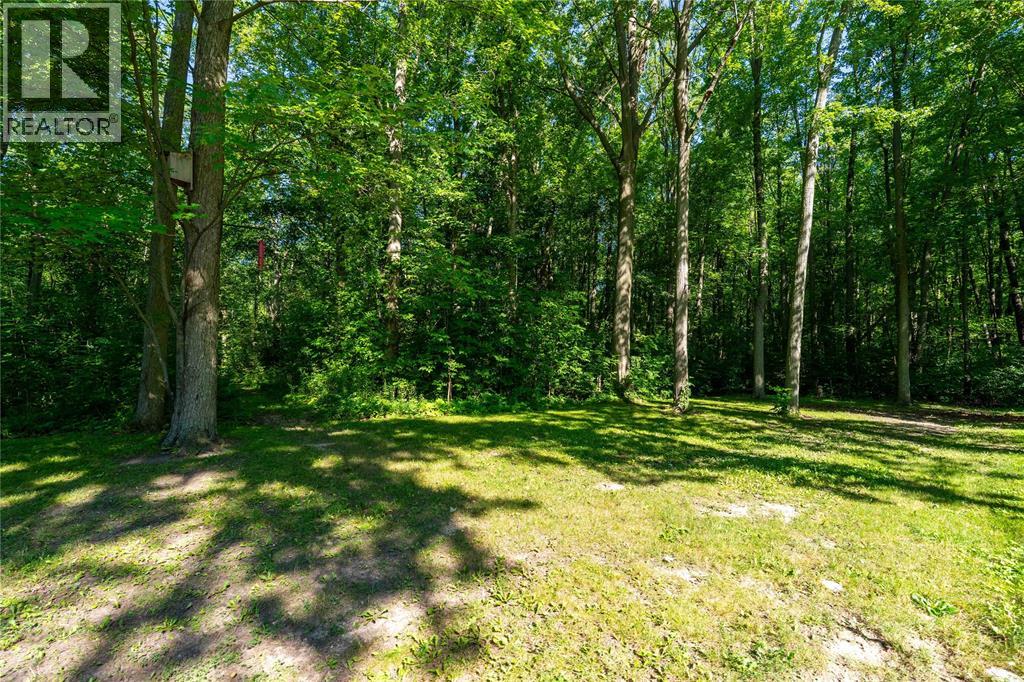 6325 Waterworks Road, Sarnia, Ontario  N0N 1C0 - Photo 28 - 26019245