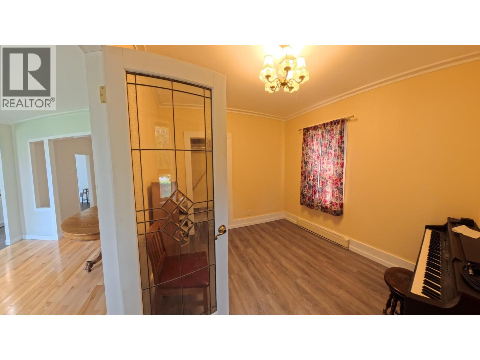 780 Cameron Avenue, Grand Forks, British Columbia  V0H 1H4 - Photo 5 - 10391459