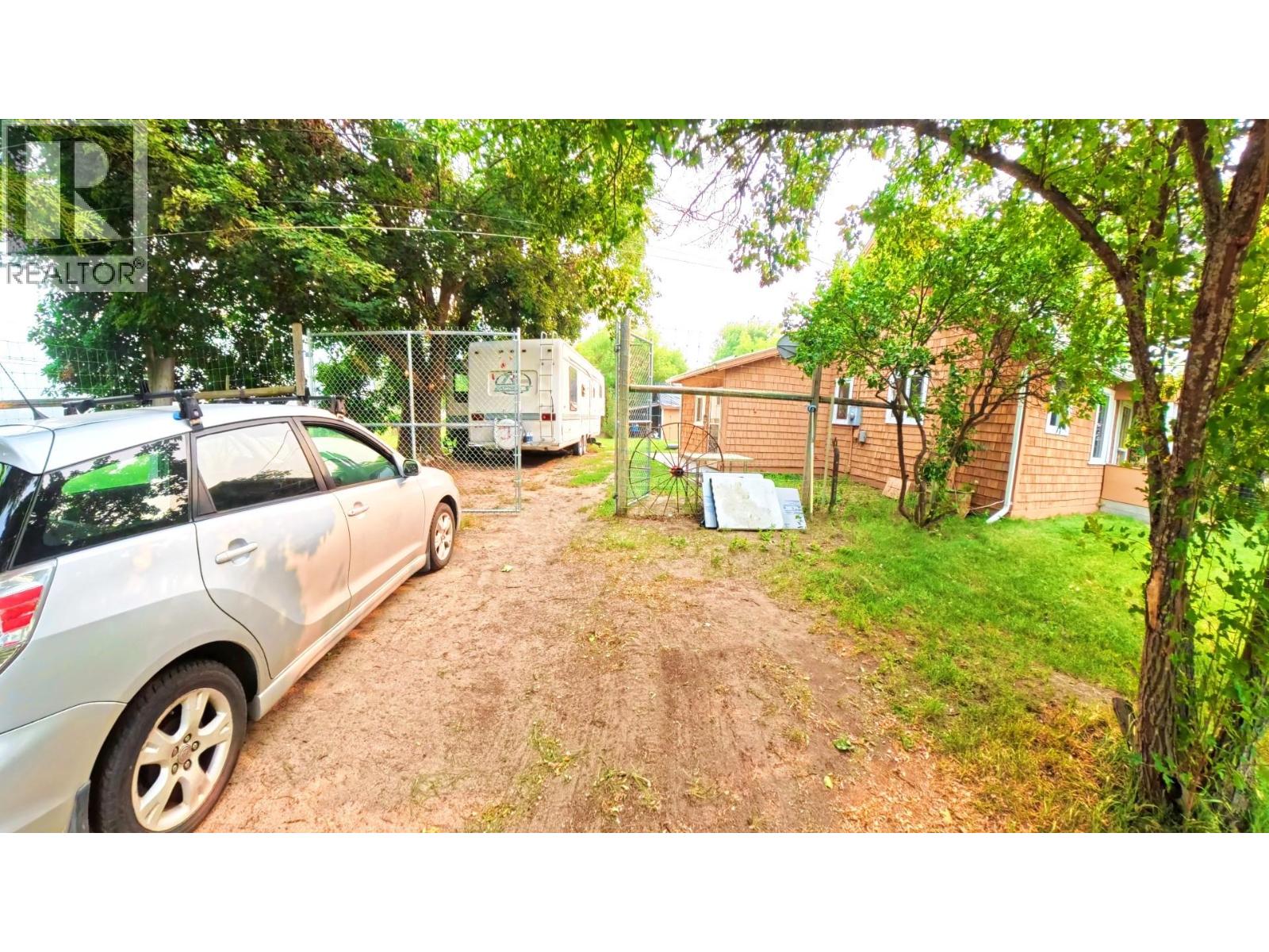 780 Cameron Avenue, Grand Forks, British Columbia  V0H 1H4 - Photo 38 - 10391459