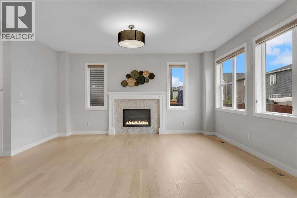 45 Carringsby Landing Nw, Calgary, Alberta  T3P 1L9 - Photo 9 - A2330056