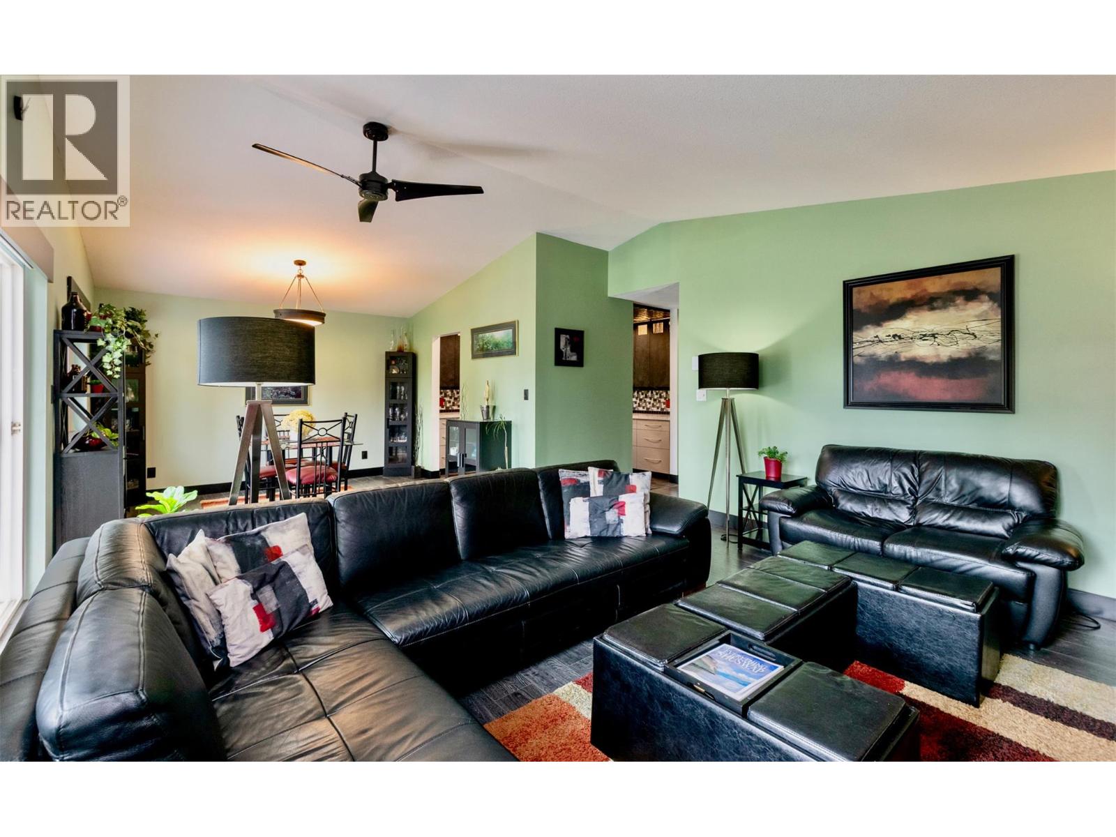 5147 Tallington Drive, Celista, British Columbia  V0E 1M6 - Photo 16 - 10387731