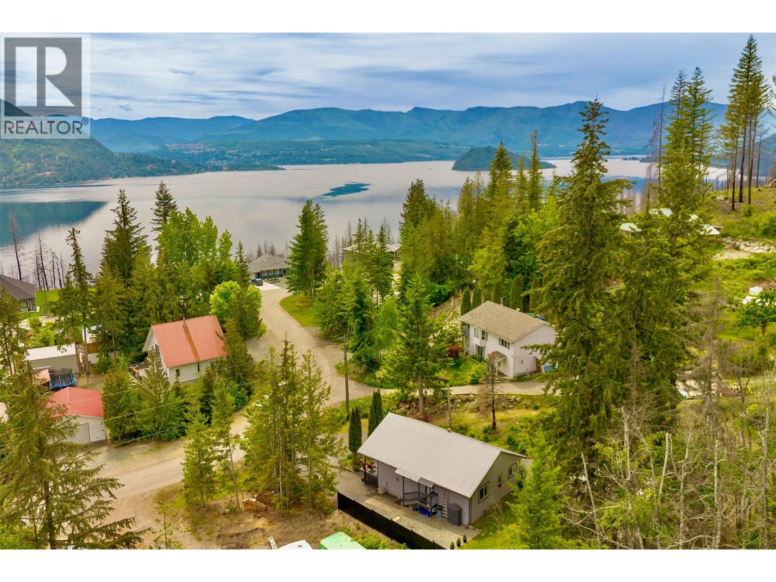 5147 Tallington Drive, Celista, British Columbia  V0E 1M6 - Photo 40 - 10387731