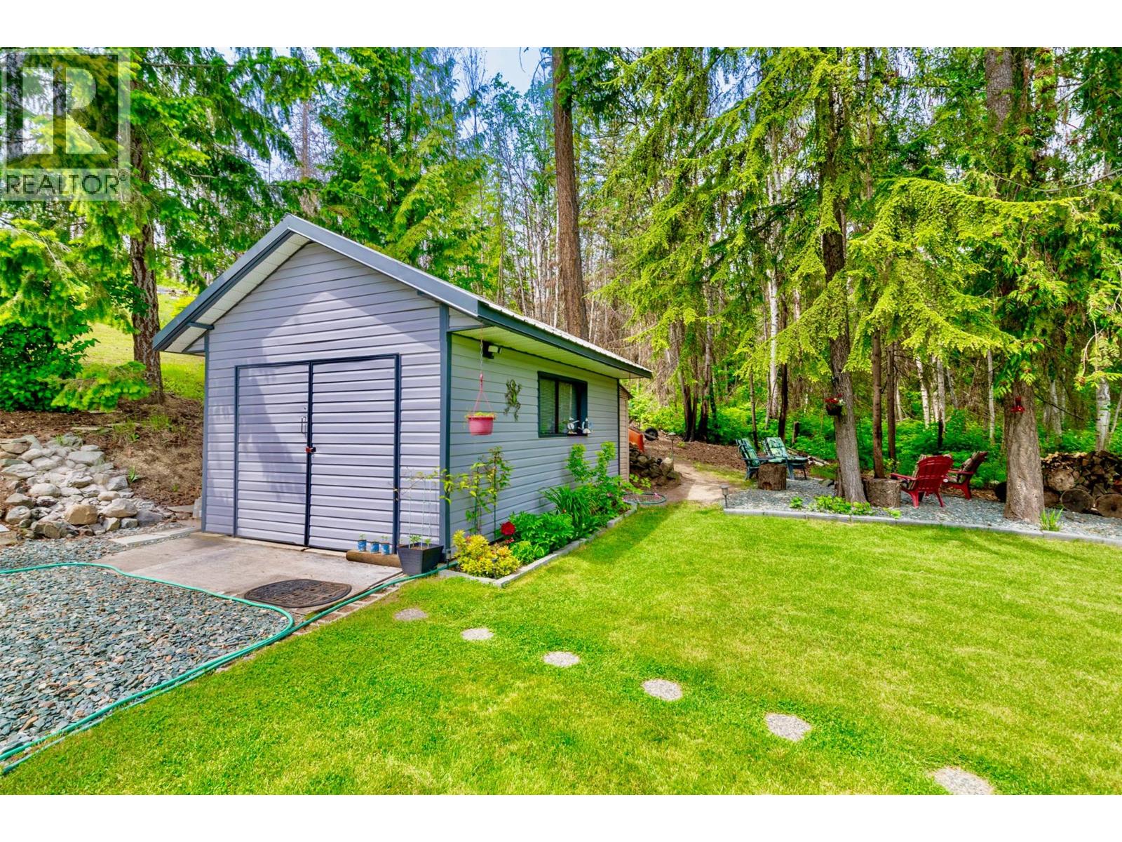 5147 Tallington Drive, Celista, British Columbia  V0E 1M6 - Photo 6 - 10387731